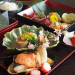 カーブドッチ VINESPA【【1日4組限定】デザートあり和会席ランチ&部屋利用付き!日帰りスパ満喫プラン 6,500円】