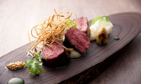 Fiorita【【ペアリングワイン3杯orドリンク3杯付き】新ブランド牛肉・あがの姫牛炭火焼きメインに感動!季節の前菜、パスタ、デザートの贅沢イタリアンコース 7,000円】