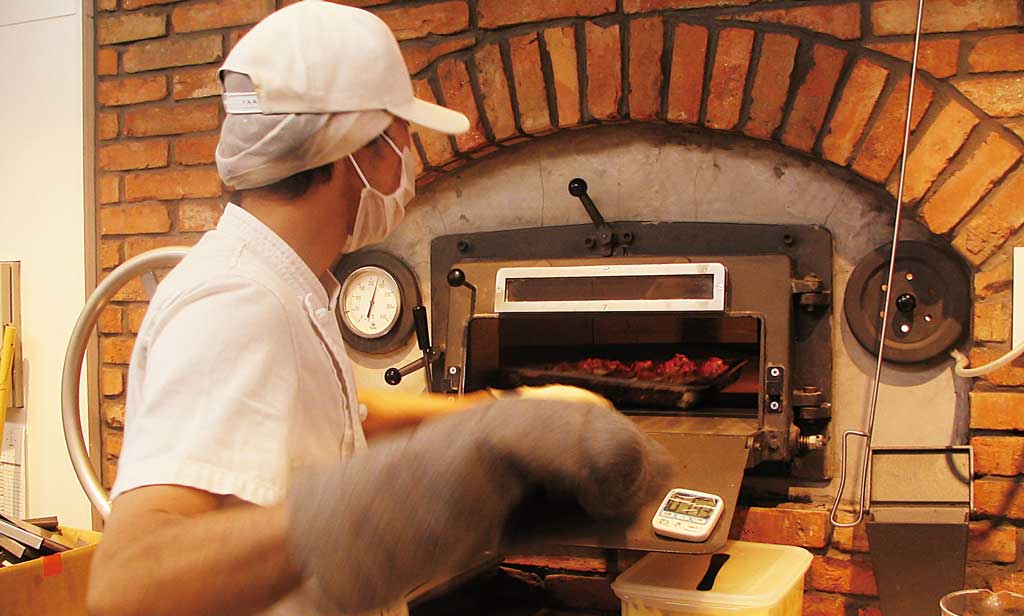 「サフラン」のパン職人から学ぶ！オリジナルパン作り教室のイメージ2